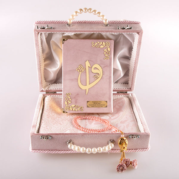 Dowry Set (Quran + Prayer Rug + Rosary) Pink