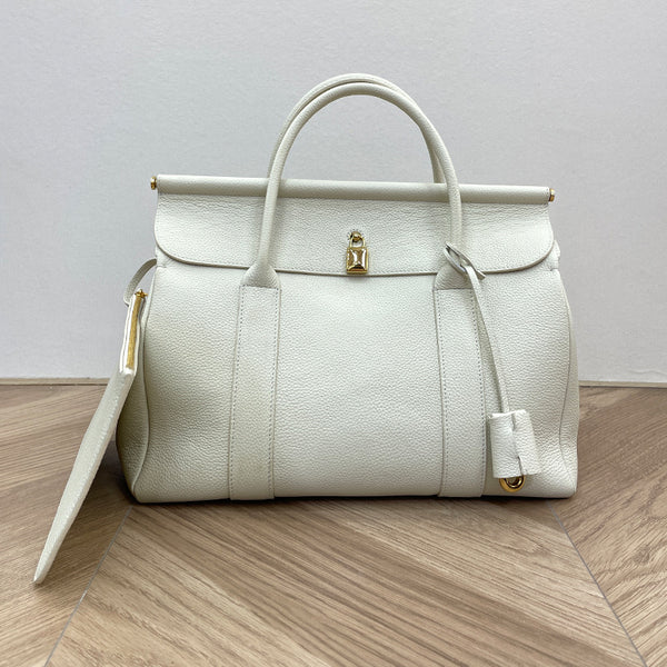 Niche Handbag Brand White (Pre-sale)